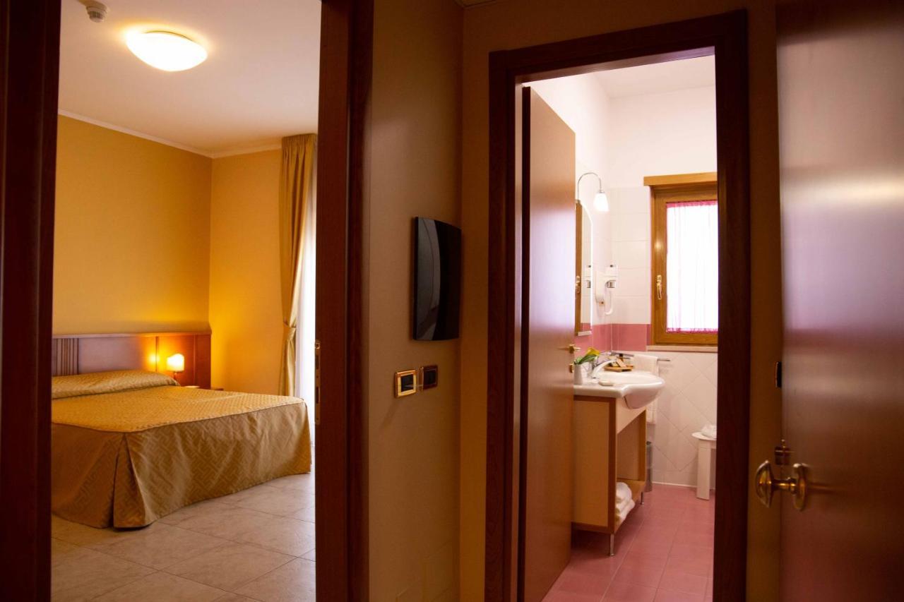 Hotel Maddaloni Tufino Exteriér fotografie